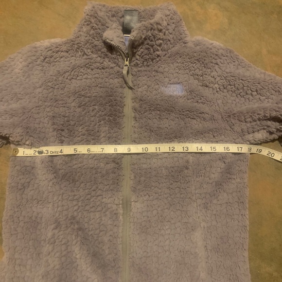 Kids L North Face Grey Fuzzy Jacket - Picture 6 of 8